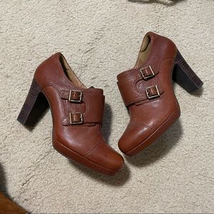 Clarks Oxford heels 3.5” heel 1/2” platform